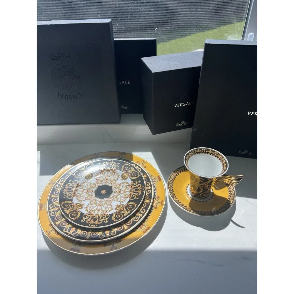 Versace by Rosenthal Barocco 5-Piece Place Setting(s) Unused Pristine Rare